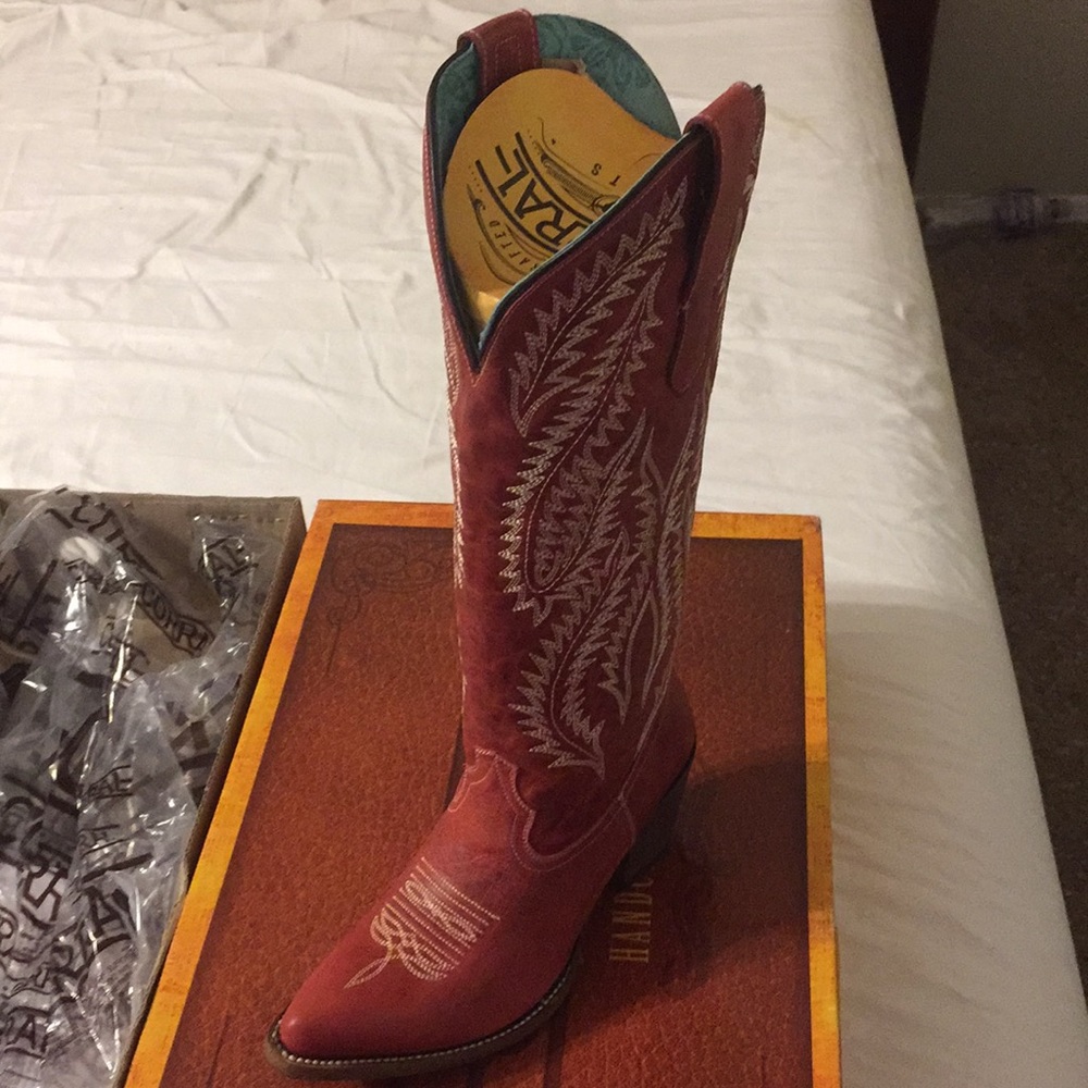 Corral red boots